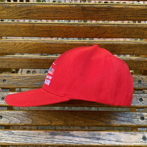 NOS All aboard the Trump Train 2020 hat full 6 panel adjustable back strap cap - Picture 5 of 8